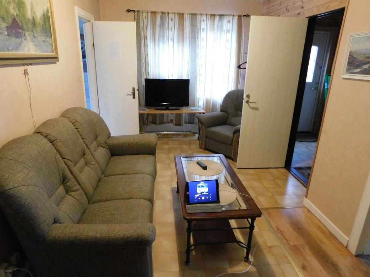 Solgarden Vandrarhem Hostal B&B Blackstad Εξωτερικό φωτογραφία