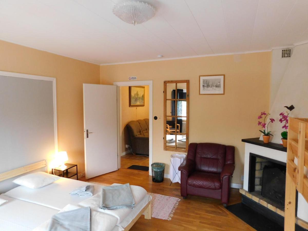 Solgarden Vandrarhem Hostal B&B Blackstad Εξωτερικό φωτογραφία